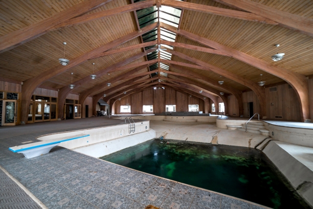 frozen pool inside Mike Tyson's Abandoned Mansion Ohio