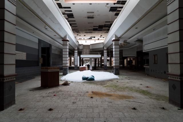 Abandoned Rolling Acres Mall Akron Ohio