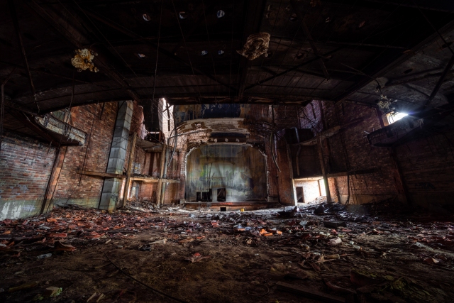 abandoned palace theater in gary indiana